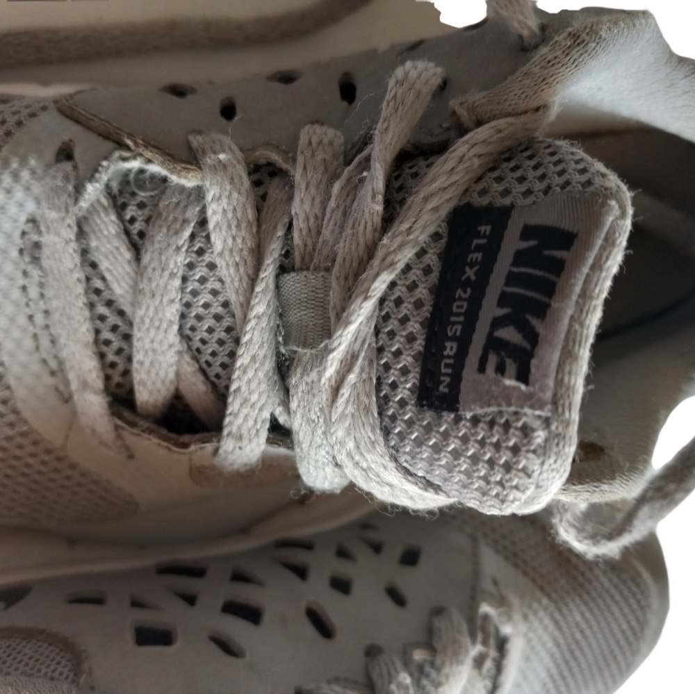 little Boy Gray tennis Shoes Size 12C in Great Used Condition - Picture 3 of 4